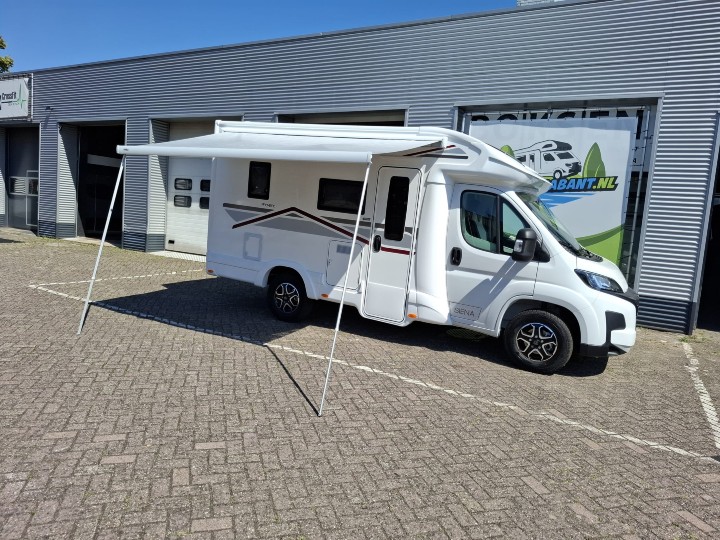 Giottiline Siena 330 huren met luifel