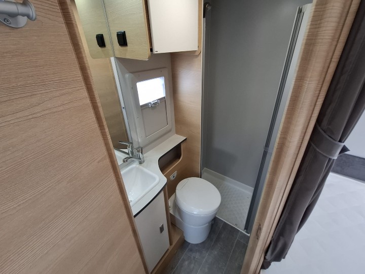 Giottiline Siena 330 badkamer